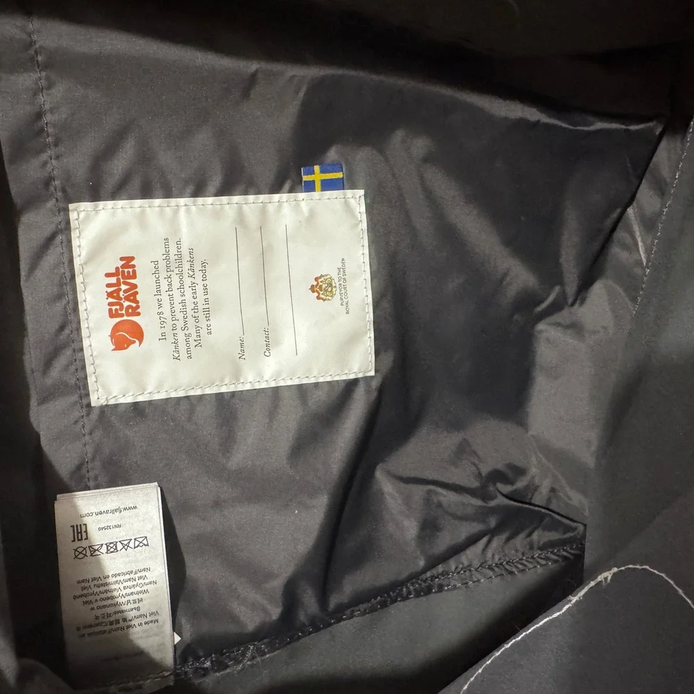Fjallraven Kanken Classic Backpack Graphite Grey Water Resistant School Bag